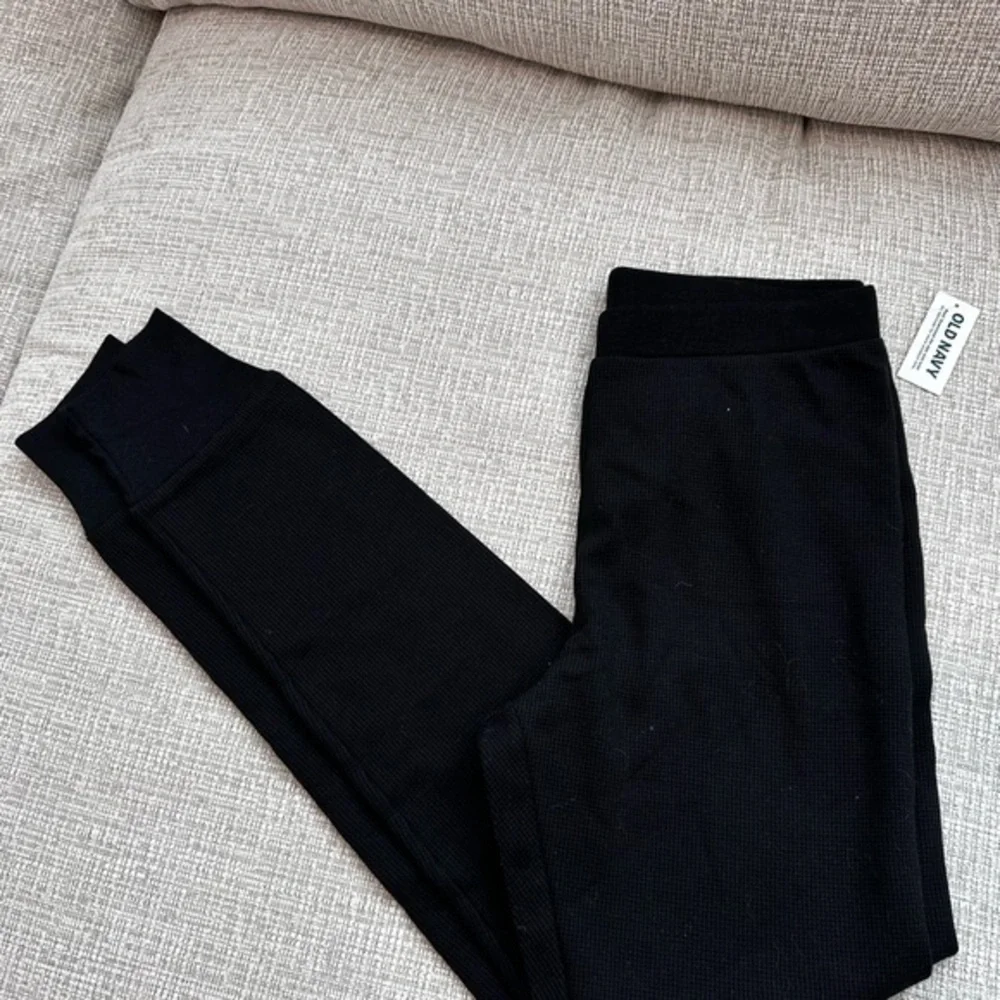 NWT Old Navy Black Leggings Versatile Comfort